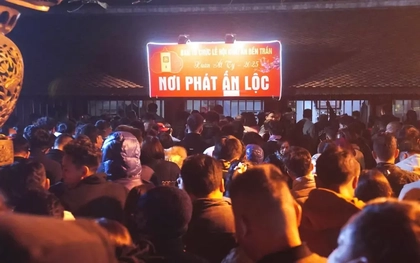 Đền Trần đổi giờ phát ấn Xuân Bính Ngọ 2026