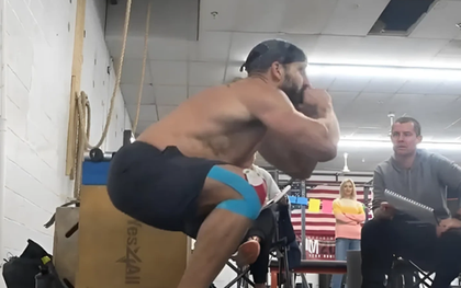 Người đàn ông lập kỷ lục thế giới khi làm điều tưởng như không thể trong vòng 24 giờ