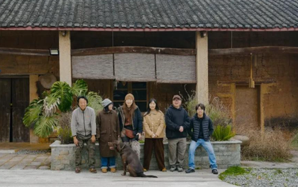 Rời đô thị, 7 thanh niên lên núi sống tự cung tự cấp: mỗi tháng chỉ tiêu 2 triệu đồng, 4 năm không mua quần áo vẫn đầy hạnh phúc