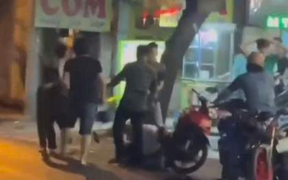 Khởi tố 4 thanh niên hỗn chiến trong tiệc tất niên ở TP.HCM