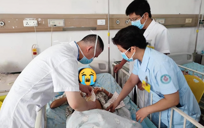 Mẹ vô tình phát hiện dịch màu vàng trên áo lót bé gái 13 tuổi, kết quả siêu âm gây sốc vì…