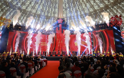 Hàng vạn du khách đổ về VEC trong ngày đầu khai mạc Hội chợ Mùa Xuân 2026