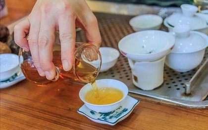 4 kiểu uống trà được đưa vào "danh sách tổn thương gan": Dù thích bao nhiêu cũng phải ngậm miệng