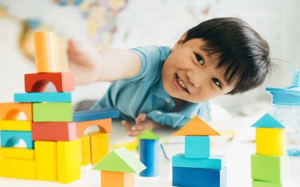 Giáo sư ĐH Thanh Hoa chỉ rõ: 3 dấu hiệu chỉ có ở trẻ thông minh, 20 năm sau AI vẫn không thể thay thế