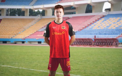 Nguyễn Hoàng Đức - Quả Bóng Vàng 2025: Từ hành trình thể thao ấn tượng đến hình ảnh đại sứ thương hiệu LPBank