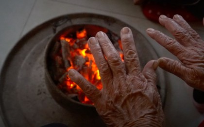 Vụ 3 người trong gia đình tử vong nghi ngạt khí than: Vì sao nạn nhân ngộ độc khí CO bất tỉnh rất nhanh?