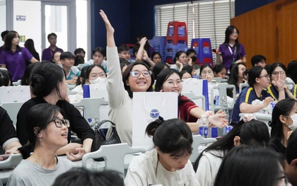 Giảm điểm cộng chứng chỉ ngoại ngữ, quyền lợi thí sinh có bị ảnh hưởng?