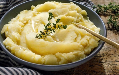 Cảnh giác: 7 món ăn không hề ngọt nhưng lại âm thầm khiến đường huyết tăng vọt