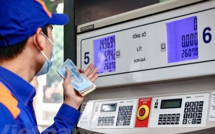 Phát hiện cây xăng găm hàng, ngưng bán không lý do: Người dân gọi ngay đường dây nóng 1900 888 655