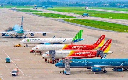 Hãng bay thiệt hại hàng ngàn tỉ đồng, có thể xem xét điều chỉnh trần giá vé máy bay