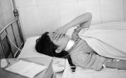 Nữ sinh 20 tuổi đau cổ, đi khám phát hiện ung thư dạ dày đã di căn toàn thân: Đừng bỏ qua dấu hiệu này