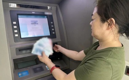 Tài khoản bỗng cộng thêm 275 tỷ đồng, người phụ nữ rút tiền mua nhà, mua xe và tiêu thả ga: 7 tháng sau tòa thông báo “Phải trả lại toàn bộ”