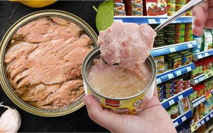 Mua thịt hộp trong siêu thị: Nhân viên tiết lộ chi tiết "vàng" dưới đáy lon, chỉ mất 3 giây nhìn