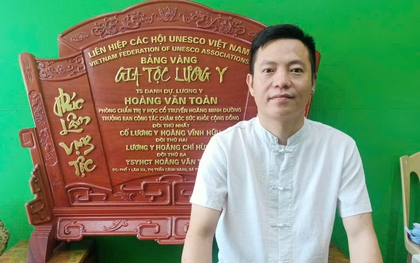 Nhân viên ngân hàng bỏ nghề thành "thần y" bán thuốc gia truyền 3 đời: Đầu tư hàng tỷ đồng quảng cáo để tiếp cận người già