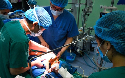 Phẫu thuật tim bẩm sinh tại Việt Nam chỉ bằng 1/10 Mỹ