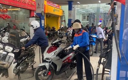 Nhiều mặt hàng xăng dầu tăng giá, dầu hỏa tăng cao nhất 2.513 đồng/lít