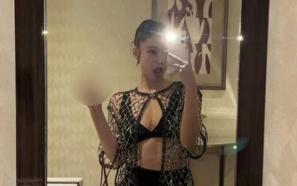 Jennie (BLACKPINK) nhận phản ứng dữ dội khi đăng ảnh giơ ngón tay giữa lên MXH