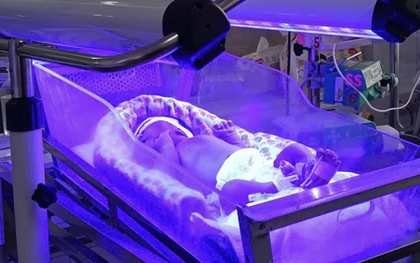 Cứu bé sơ sinh 30 giờ tuổi mang nhóm máu hiếm ở TPHCM