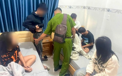 Tạm giữ 2 gã trai rủ bé gái dưới 14 tuổi vào nhà nghỉ ở Gia Lai