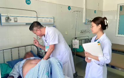 Nguy cơ suy thượng thận do lạm dụng thuốc giảm đau không rõ nguồn gốc