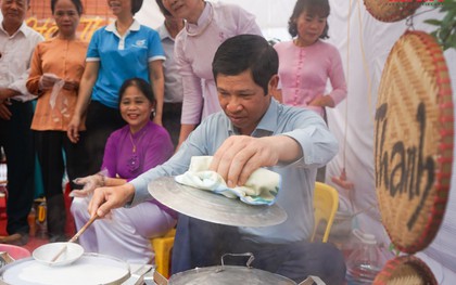 Đặc sản được Thứ trưởng nhắc tên, có làng nghề truyền thống ngay ở Hà Nội, giá chỉ 30.000đ/suất