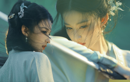 ''Tiểu Lưu Diệc Phi'' da trắng mịn không tì vết, mềm mọng collagen bất chấp thường xuyên trang điểm đậm nhờ mẹo phục hồi da vạn người nổi tiếng đều mê