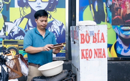 Clip: Đi tìm anh bán bò bía bí ẩn nhất Việt Nam, tiết lộ lý do mắt "đảo như lạc rang" khi bán hàng