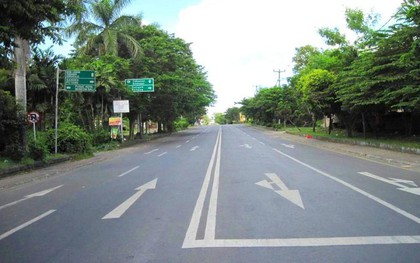 Khách Việt bất ngờ khi tới Bali: Không được ra ngoài, không đèn đường, không mua sắm - Đang có điều gì?