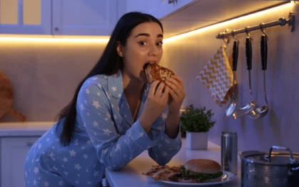 Sau 19h, đừng làm 6 điều này nếu không muốn hại tim mạch