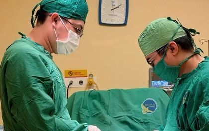 Bệnh hiếm gặp khiến người đàn ông đau âm ỉ tinh hoàn