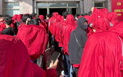 Bức ảnh "sinh viên Bách khoa Hà Nội tham gia đấu trường Squid Game": Người chụp nói bối cảnh