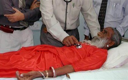 Người đàn ông 80 năm không ăn uống