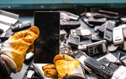 Bới rác tìm vàng: Khi những chiếc điện thoại nát bỗng hóa "tài sản chiến lược" nhờ cơn khát chip AI