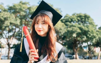 Phỏng vấn gia đình 100 học sinh xuất sắc, giáo sư ĐH "Harvard châu Á" phát hiện 3 điểm chung, âm thầm quyết định cả tương lai