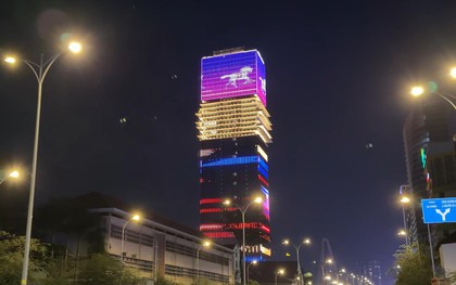 Mãn nhãn với công trình LED 3D trên tòa nhà 55 tầng