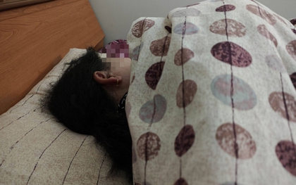 Người phụ nữ đang mạnh khỏe bỗng tử vong trong lúc ngủ, bác sĩ nói thẳng: 3 thói xấu này là "thủ phạm"