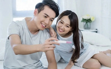 Bác sĩ sản phụ khoa: Phụ nữ "chỉ chạm là có thai" thường có 5 đặc điểm này, trên 3 điểm được xem là cơ địa dễ thụ thai