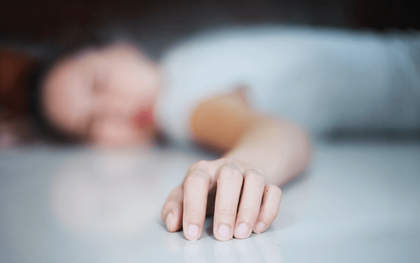 Người phụ nữ 47 tuổi tử vong vì mê ăn canh váng dầu, bác sĩ cảnh báo ngay thói quen "sát thủ thầm lặng"