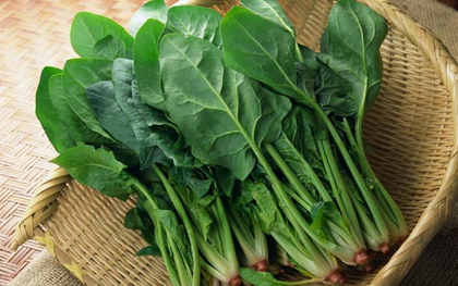 Tiểu thương chợ nói thật: 5 loại rau "đẹp long lanh" này tôi còn không dám ăn, nhiều người lại mua mỗi ngày