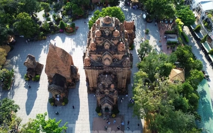 Tháp Bà Ponagar - dấu ấn nghìn năm văn hóa Chăm giữa lòng Nha Trang