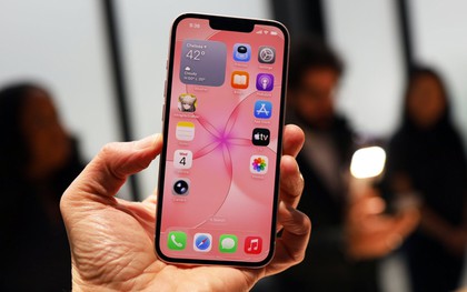 Chiếc iPhone mới lên kệ ở Việt Nam, đáng mua nhất hiện tại: Rẻ hơn iPhone 17 đến 6 triệu, chip A19, RAM 8GB