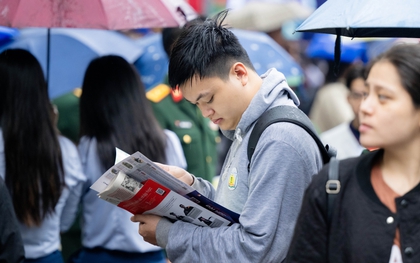 "Mẹ ủng hộ khi con muốn học cao đẳng nhưng lại lo lắng xã hội chỉ coi trọng bằng Đại học"