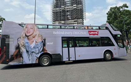 Cơn sốt check-in “bắt gặp Rosé ở Việt Nam” đến săn lùng “chiếc quần jeans Levi’s”