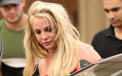 Britney Spears mắc chứng rối loạn lưỡng cực, vào trại cai nghiện do lạm dụng chất kích thích