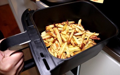 4 món đừng bao giờ nấu trong nồi chiên không dầu: Tăng nguy cơ ung thư, cháy nổ