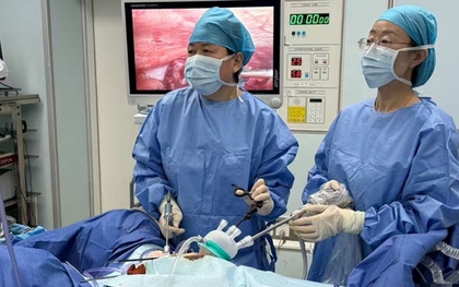 Bụng to như mang bầu, người phụ nữ phát hiện 50 khối u nặng 3kg trong cơ thể, bác sĩ cảnh báo: Đừng chủ quan với 1 triệu chứng