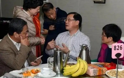 Tiến sĩ đi họp lớp cũng phải thừa nhận: Có 1 dịp rất ít người dự nhưng lại phô trương nhất