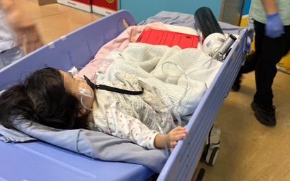 Bé gái 1 tuổi suýt chết khi ăn hạt hướng dương, bác sĩ cảnh báo đến những gia đình có trẻ dưới 3 tuổi