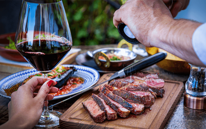 Uống rượu vang với đồ nướng có tốt?