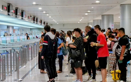 Công an TP.HCM cảnh báo: Cần làm ngay điều này khi chuyến bay đột ngột đổi giờ chót